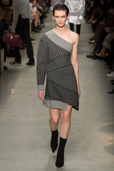 Look 61